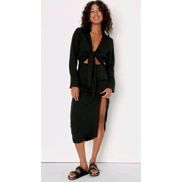 Lulus Dresses & Skirts - Lulu's Long Story Shirt Black Long Sleeve Tie-Front Midi Dress Size Small NWT$59